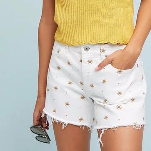 Pilcro and the Letterpress Women’s Embroidered White Jean Shorts Size 27